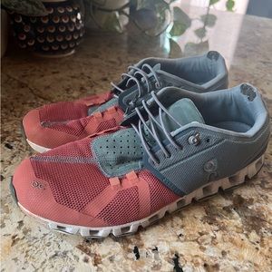 Oncloud sneaker